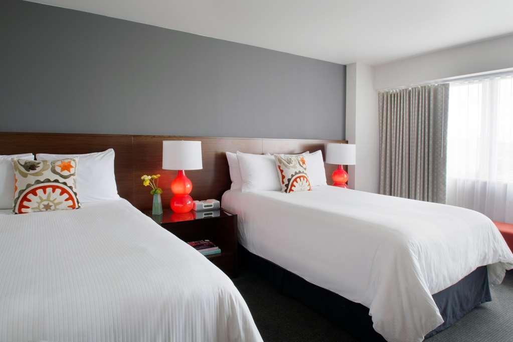 Hotel Murano Tacoma Room photo A room at the Hotel Valencia